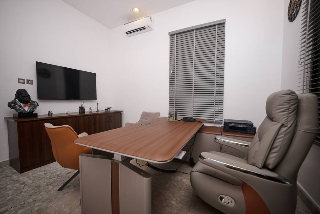 Executive Lodge office with executive desk and leather chair